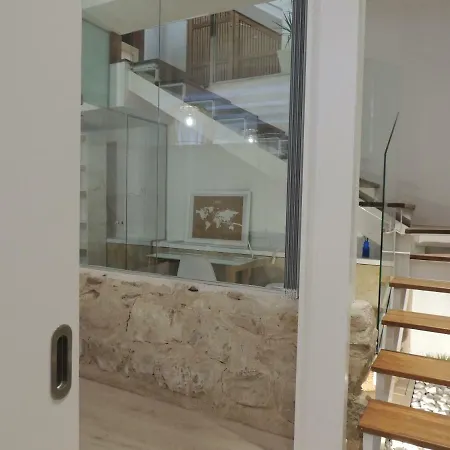 Ribera Del Puente Apartment *