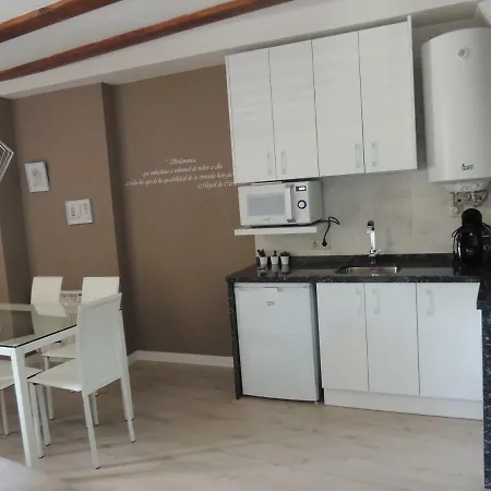 Апартаменты Ribera Del Puente *