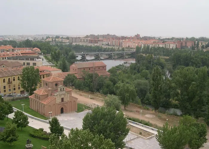 Ribera Del Puente * Salamanca